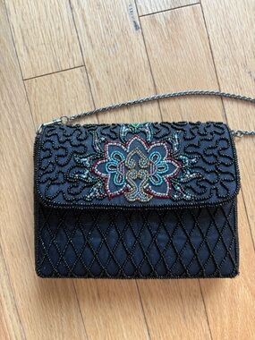 Vintage beaded crossbody clutch with metal chain and embellishments new
